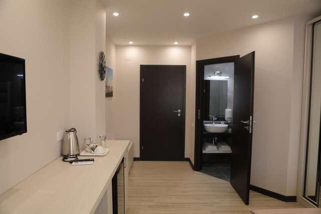 Отель 4Room Hotel Ереван-36